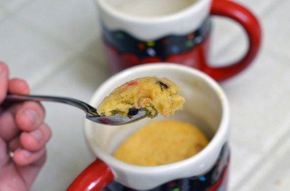 Crunchy Peanut Butter Chocolate Chip Mug Cakes