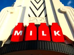 LA Cookie Challenge: Milk vs. Cookie Casa